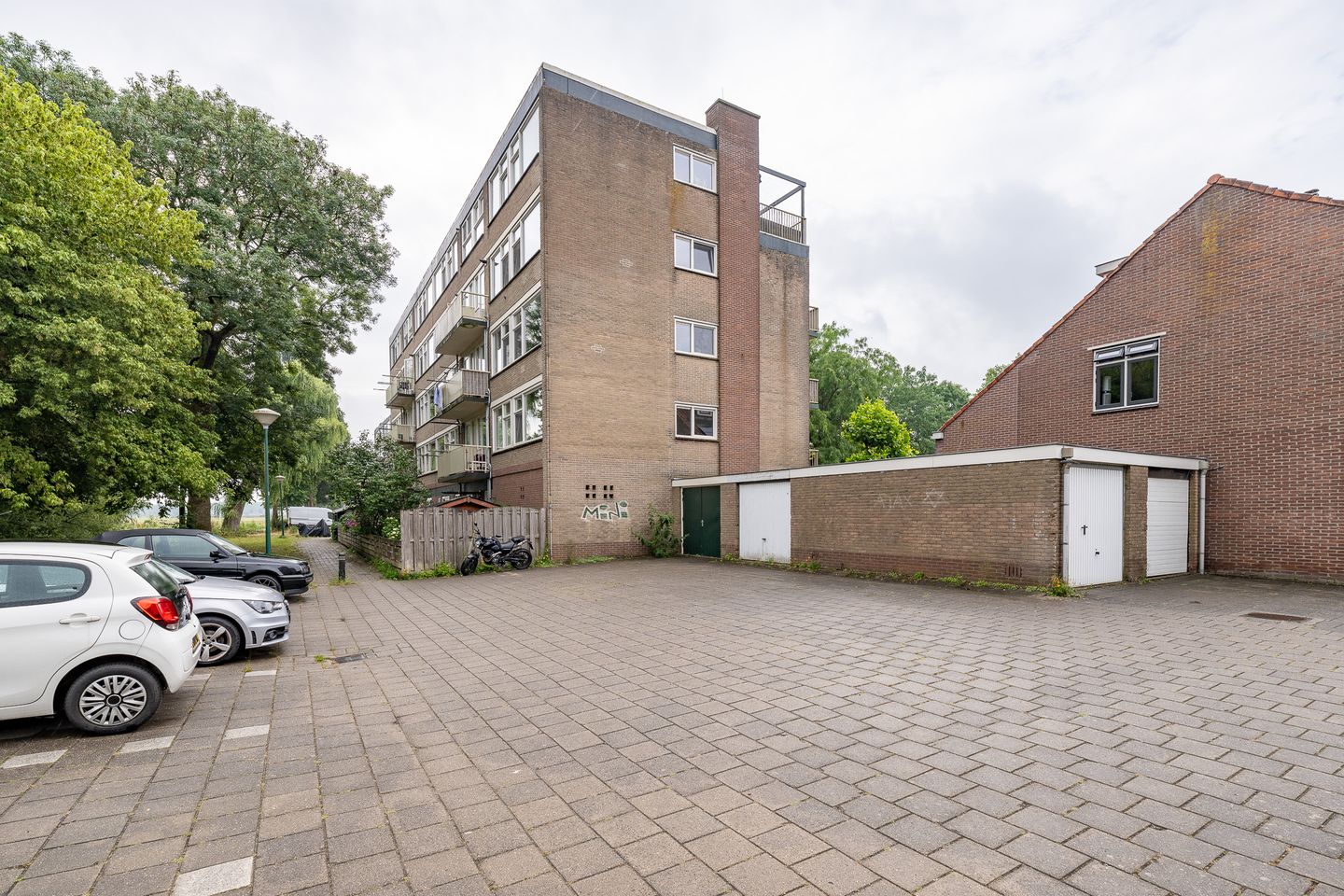 Photo 25 of Piet Heinstraat 80