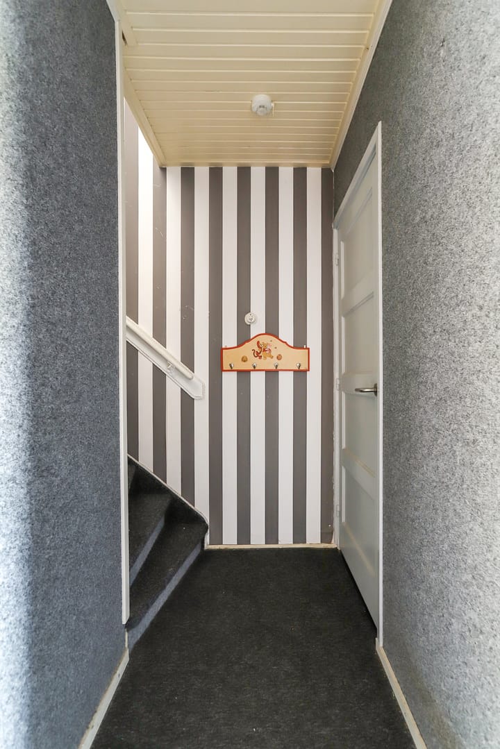 Photo 10 of Saksen Weimarstraat 19