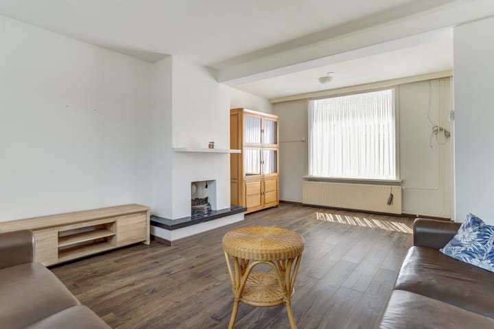 Photo 15 of Saksen Weimarstraat 19