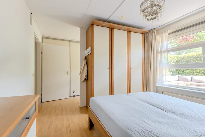 Foto 13 van Marga Klompélaan 119