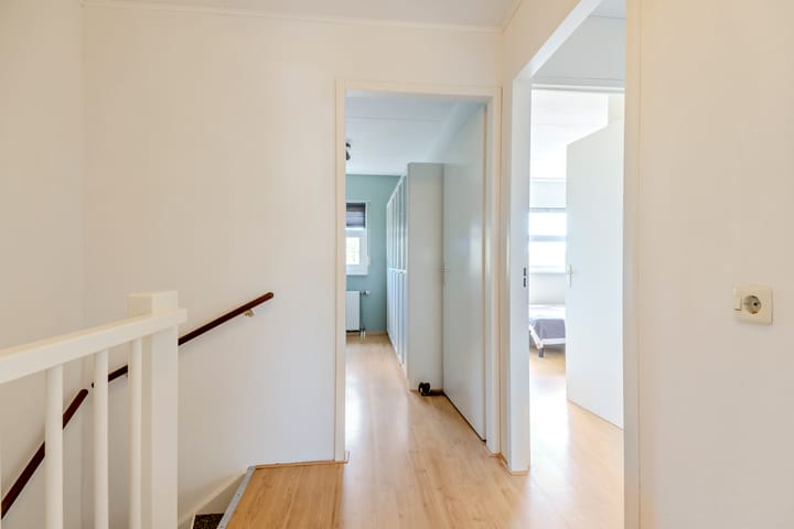 Foto 23 van Marga Klompélaan 119