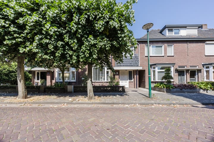 Photo 47 of Christinaweg 3