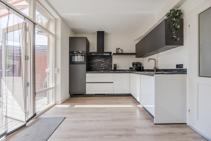 Foto 15 van Asterstraat 2