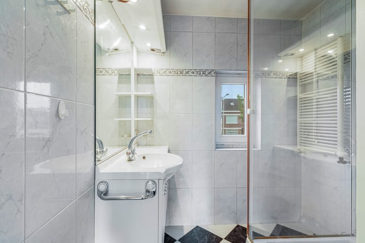 Foto 27 van Molenstraat 182