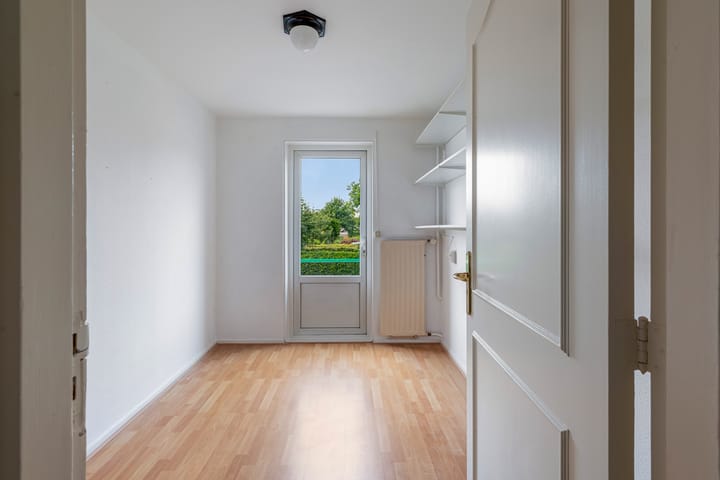 Foto 30 van Molenstraat 182