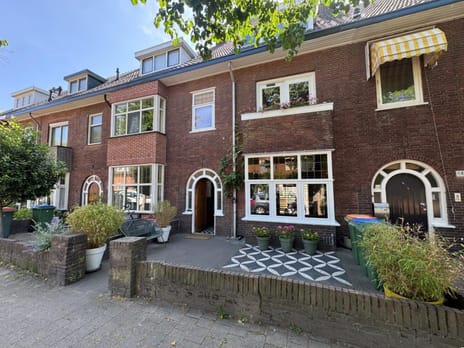 van Voorst tot Voorststraat 50