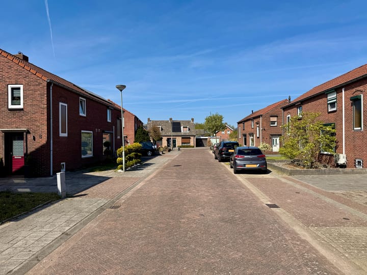 Foto 20 van Dwarsstraat 10