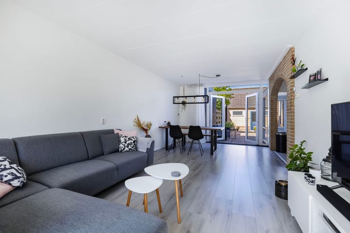 Foto 8 van Steenkerk 3