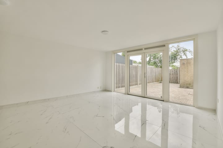 Foto 2 van Distelweg 87