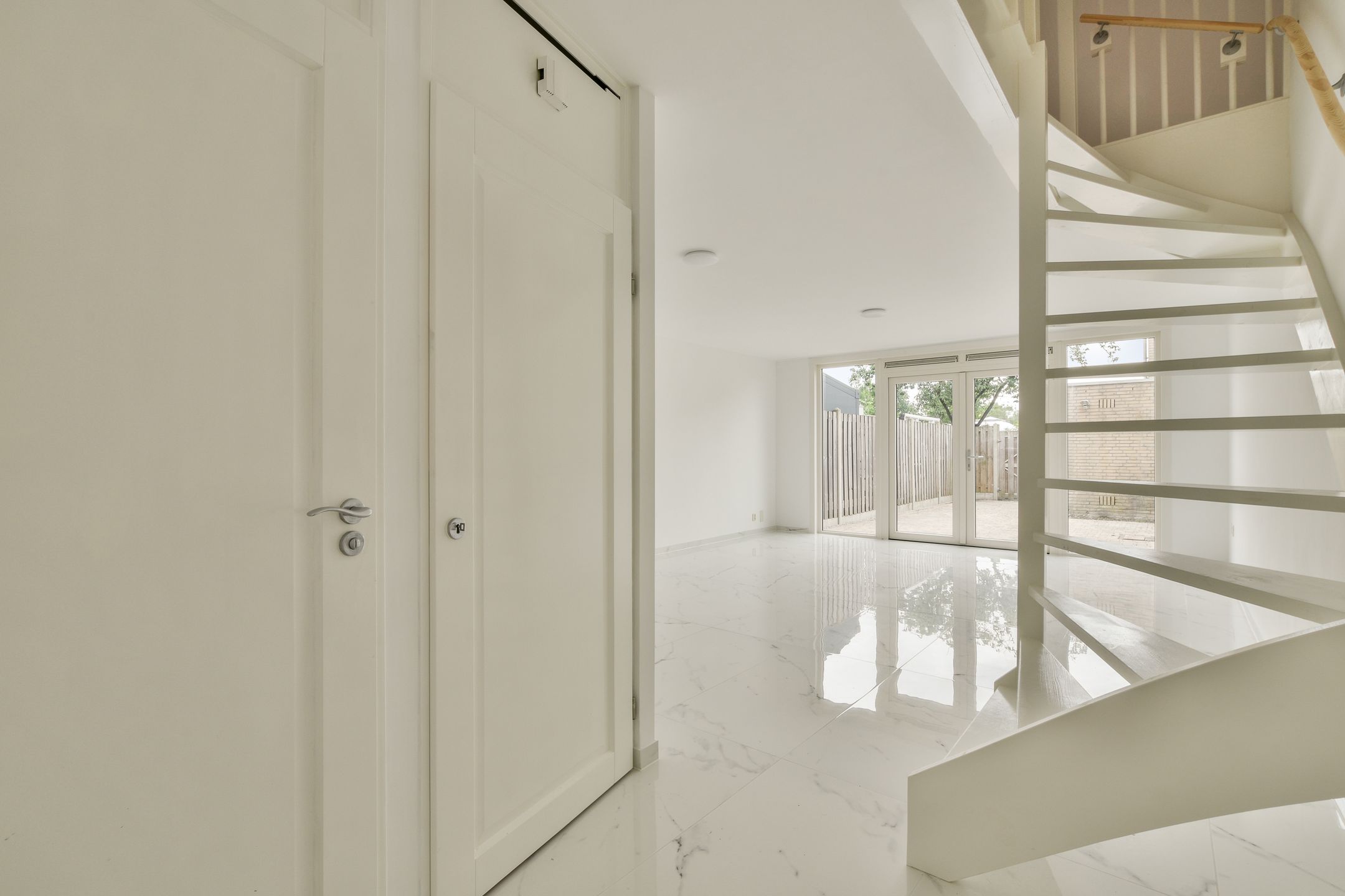 Foto 9 van Distelweg 87