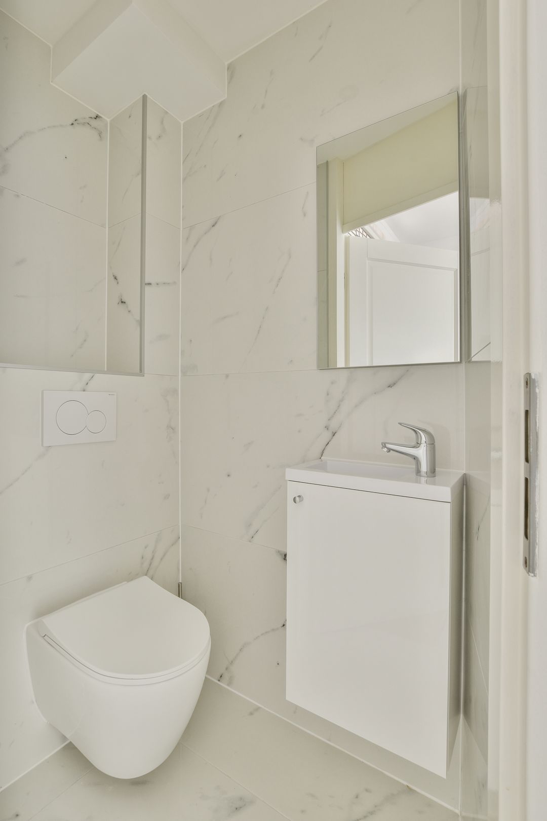 Foto 11 van Distelweg 87