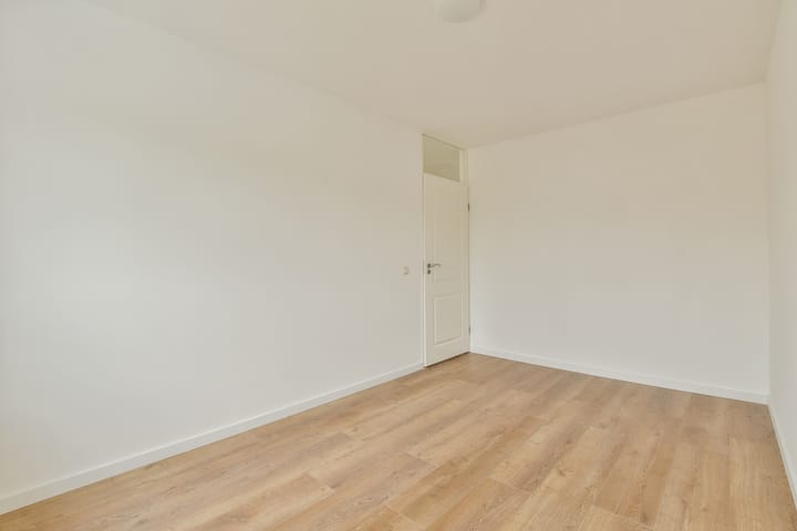 Foto 14 van Distelweg 87