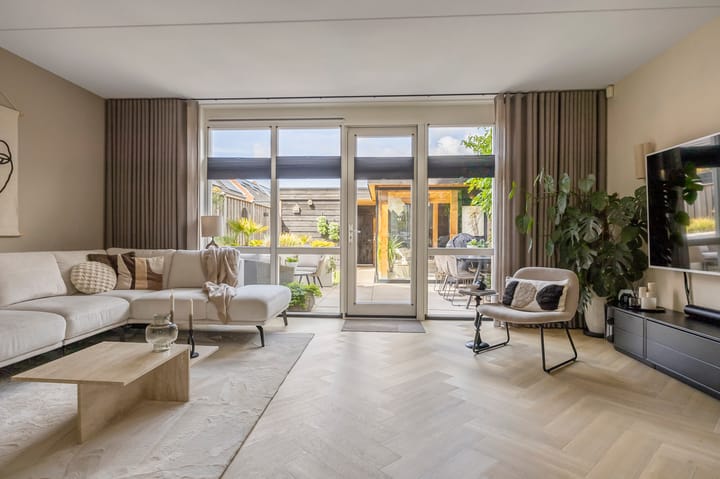 Foto 8 van Adjudant 27