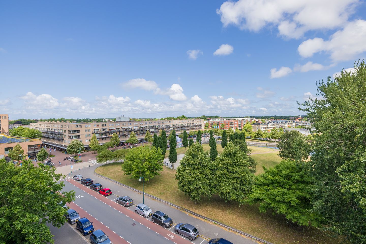 Foto 19 van Aert van Neslaan 623