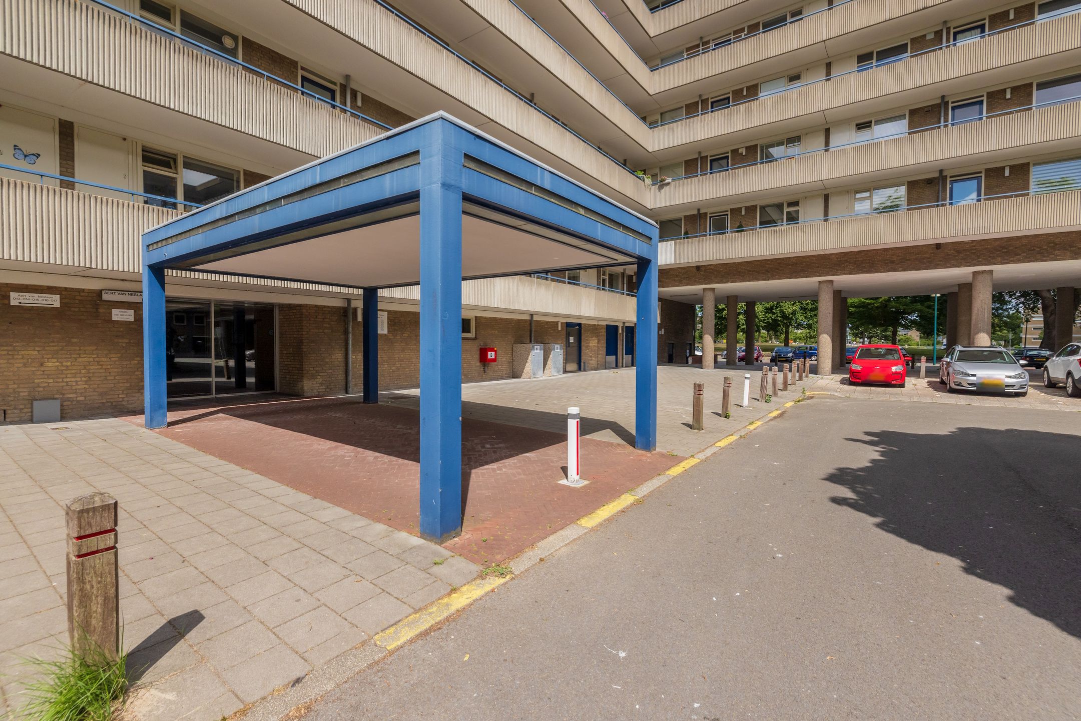 Foto 21 van Aert van Neslaan 623