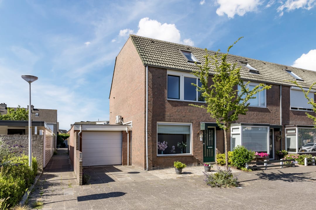 Foto 2 van Kortenaerstraat 1