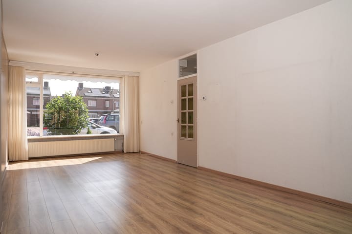 Photo 6 of Spechtstraat 6