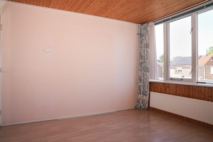 Photo 12 of Spechtstraat 6