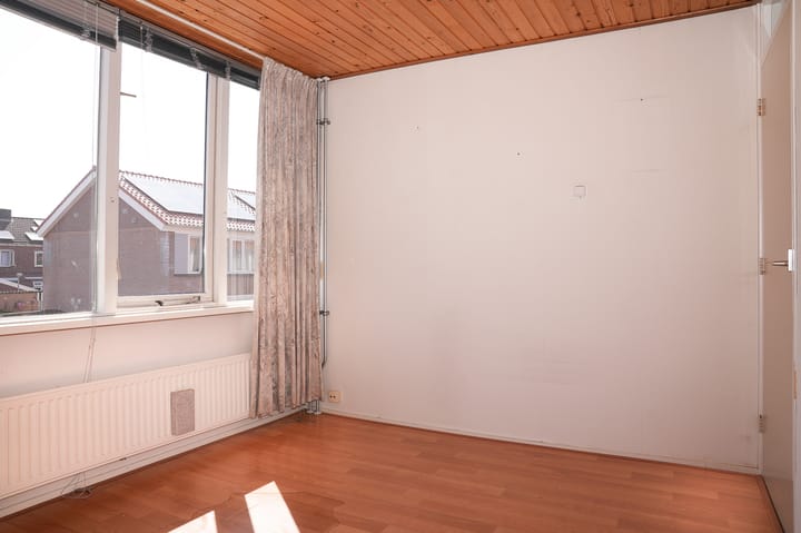 Photo 13 of Spechtstraat 6