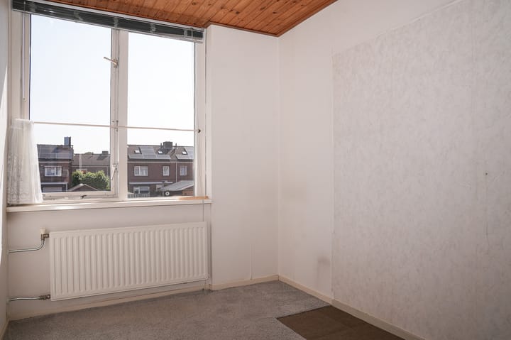 Photo 16 of Spechtstraat 6