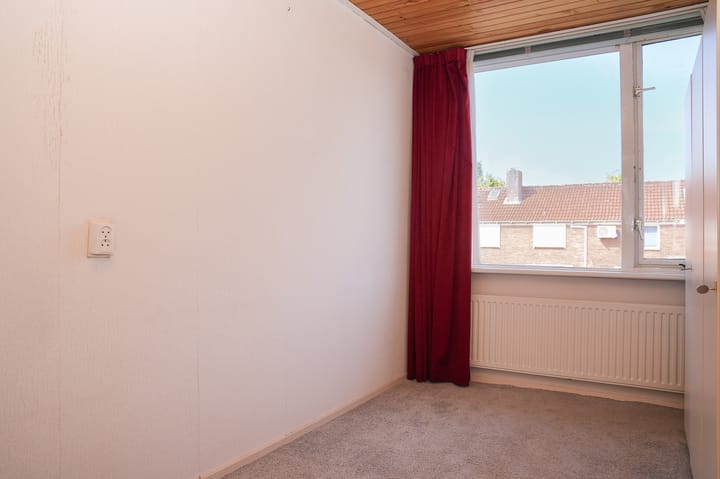 Photo 17 of Spechtstraat 6