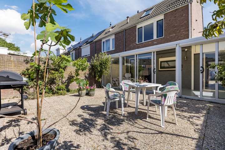 Foto 41 van Kortenaerstraat 1