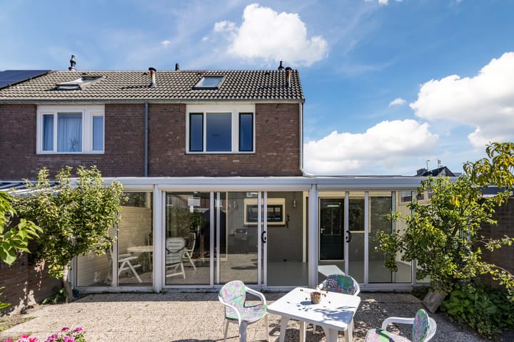 Foto 43 van Kortenaerstraat 1