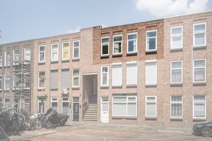 Photo 4 of Nicolaas Beetsstraat 19