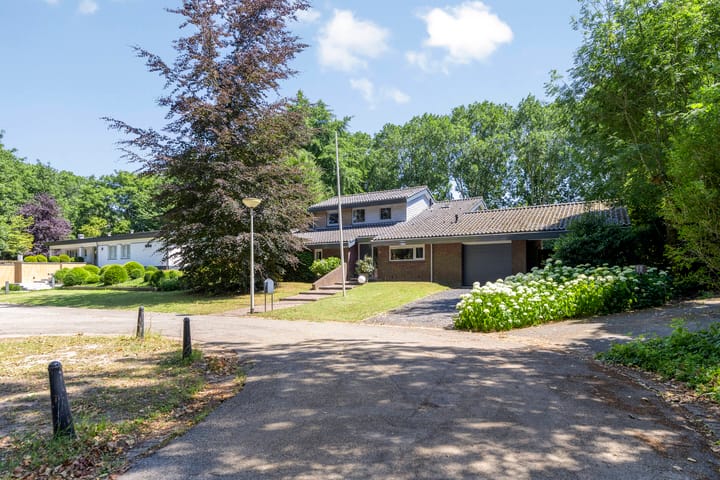 Foto 1 van Courtine 9