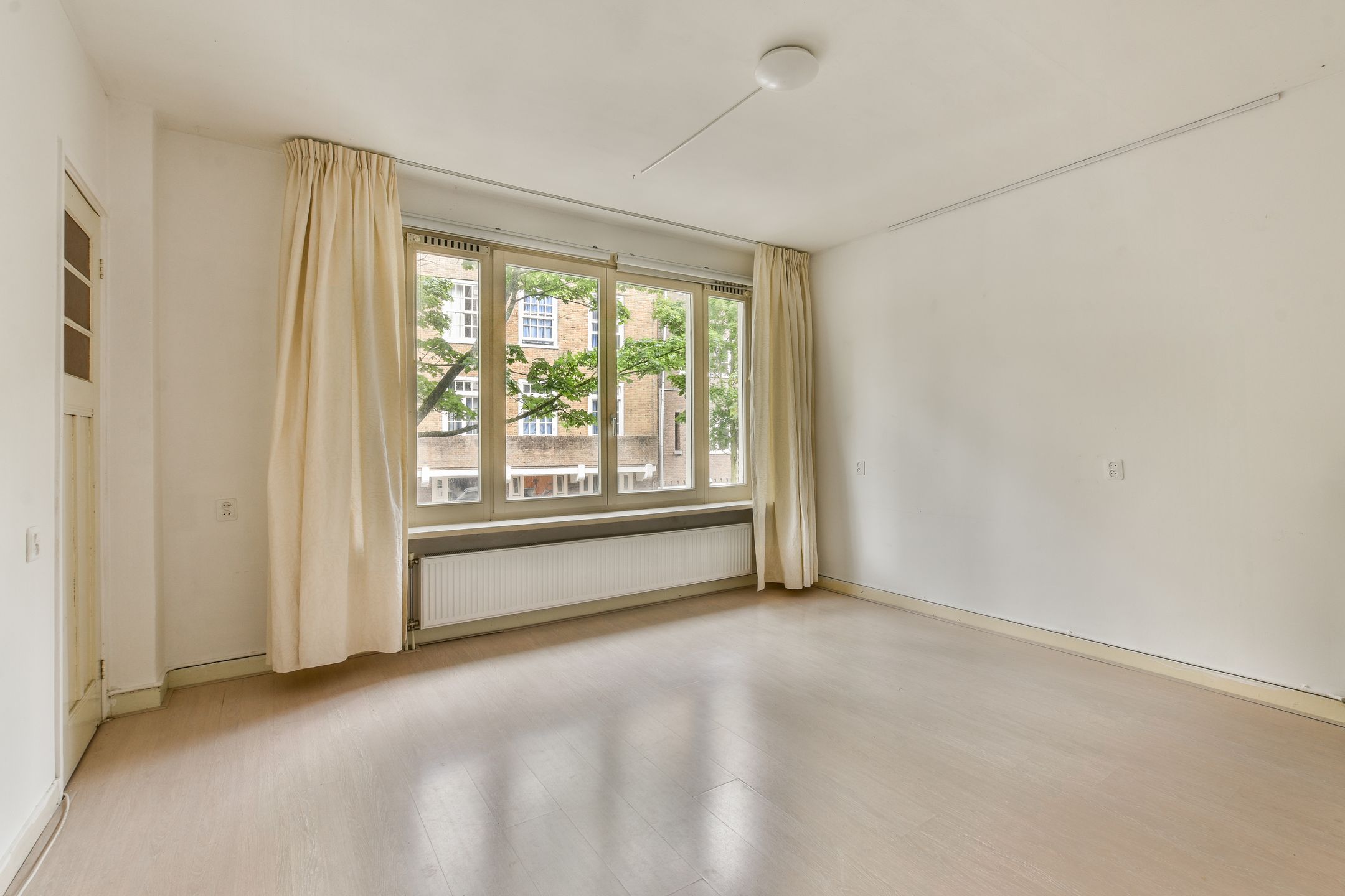 Foto 12 van Cornelis Trooststraat 6-1