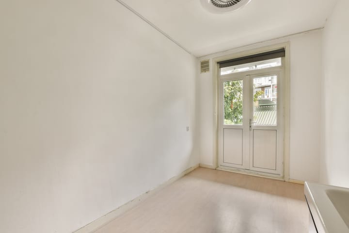 Foto 20 van Cornelis Trooststraat 6-1