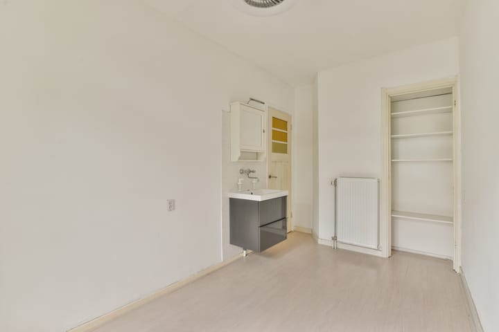 Foto 19 van Cornelis Trooststraat 6-1