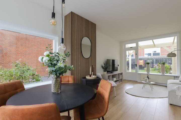 Foto 11 van Meidoornstraat 12