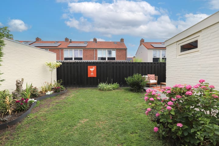 Foto 34 van Meidoornstraat 12