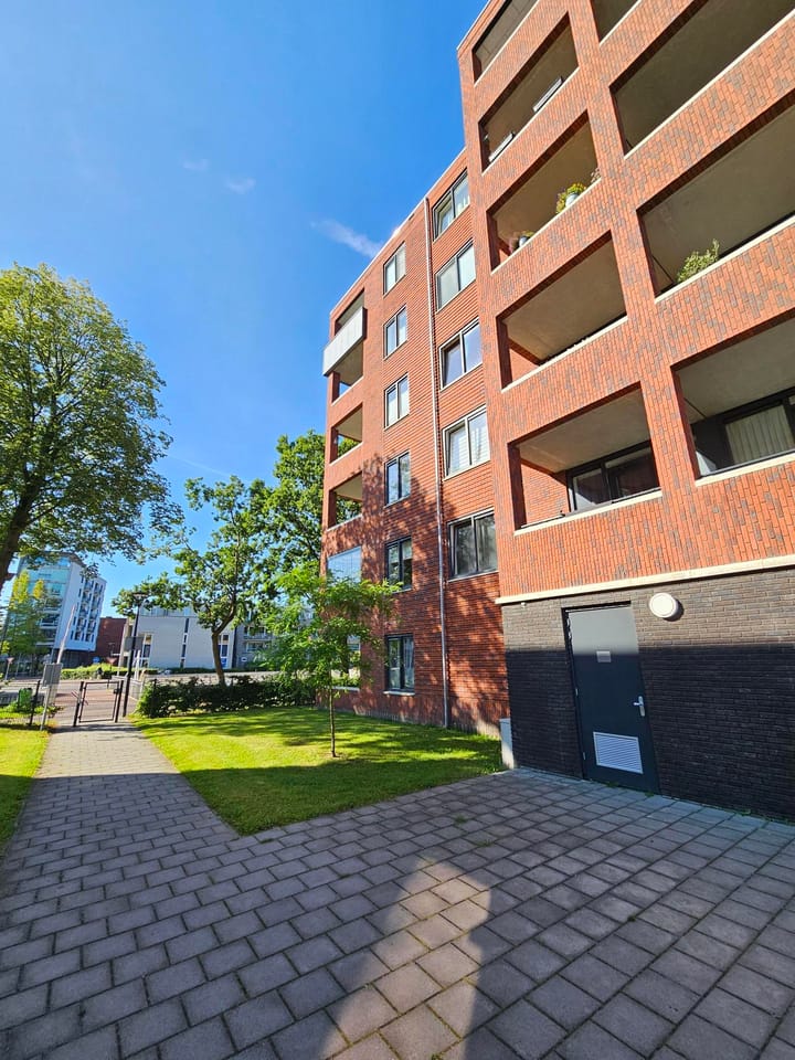 Photo 3 of Dr. Schaepmanstraat 117