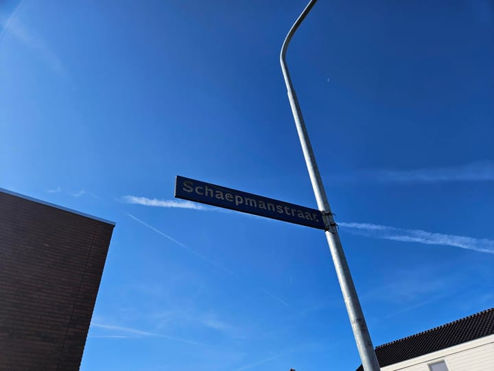 Photo 23 of Dr. Schaepmanstraat 117