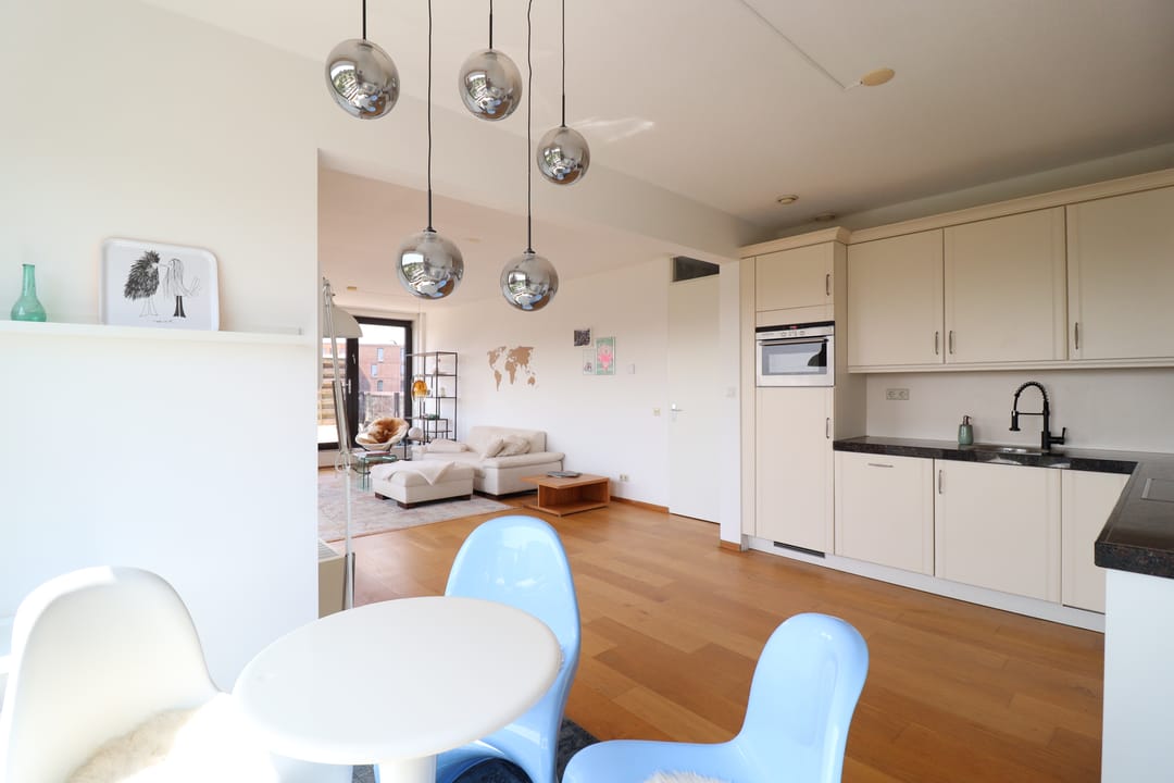 Foto 8 van Eva Besnyöstraat 453