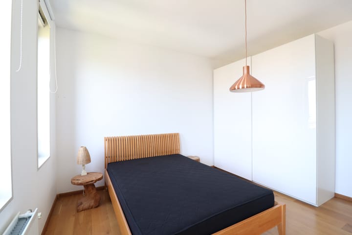 Foto 20 van Eva Besnyöstraat 453