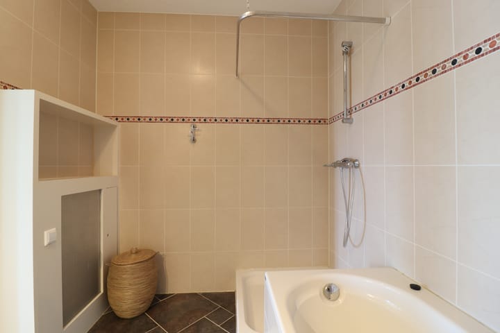 Foto 25 van Eva Besnyöstraat 453