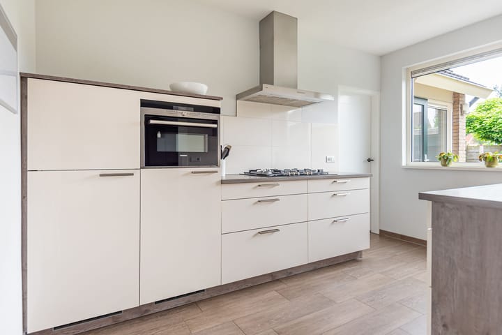 Foto 5 van Brederostraat 24