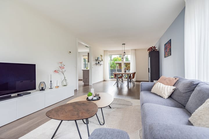 Foto 14 van Brederostraat 24