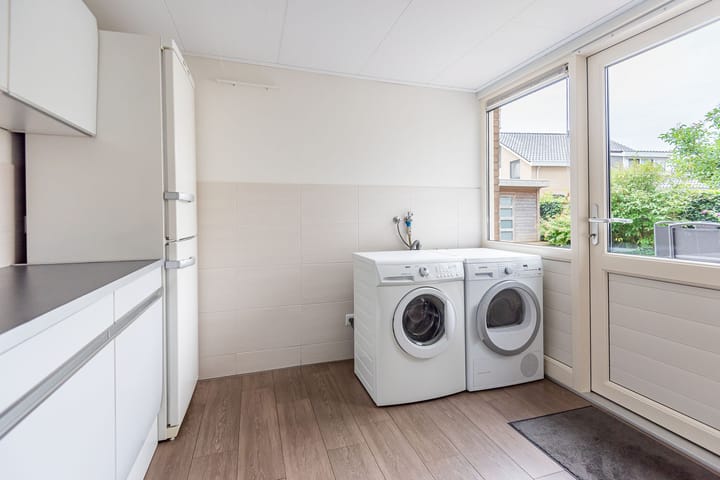 Foto 19 van Brederostraat 24