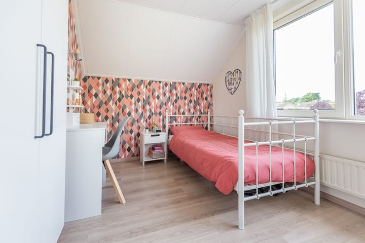 Foto 30 van Brederostraat 24