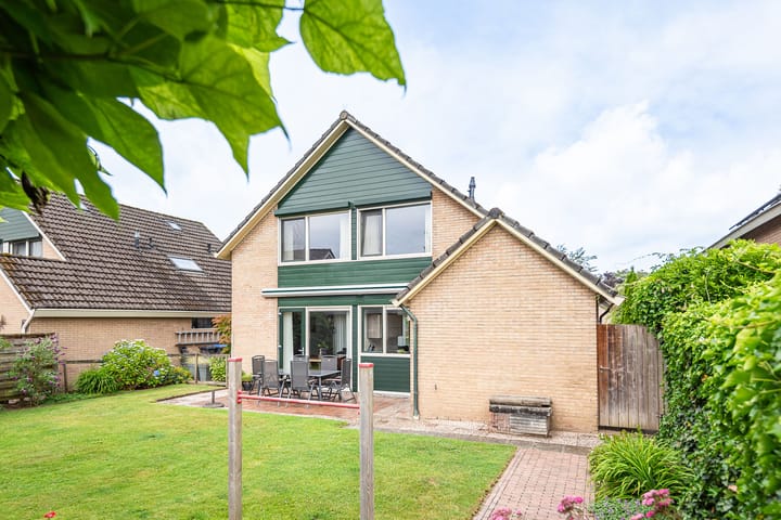 Foto 40 van Brederostraat 24