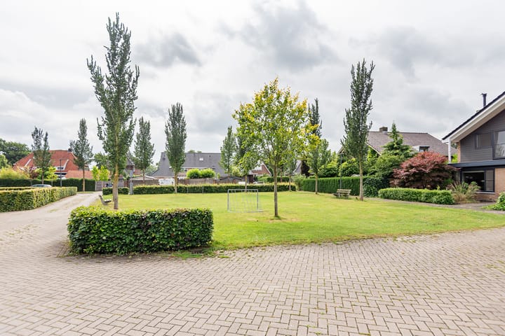 Foto 42 van Brederostraat 24