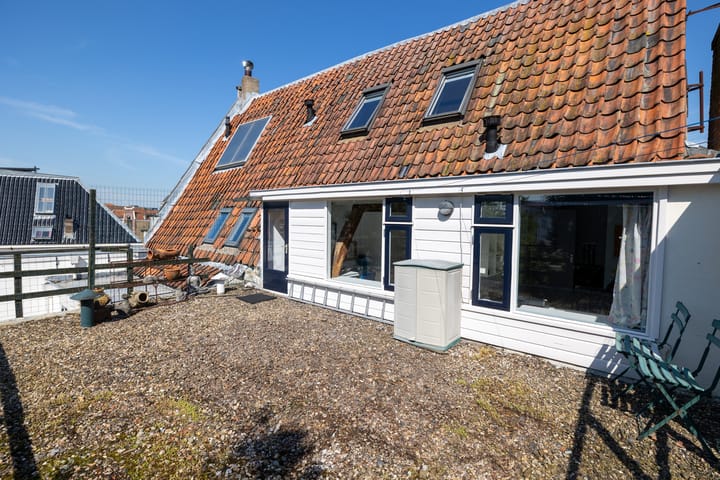 Photo 64 of Blauwstraat 17