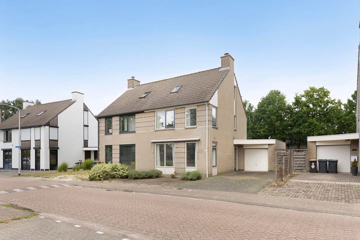 Foto 26 van Lunterenstraat 57