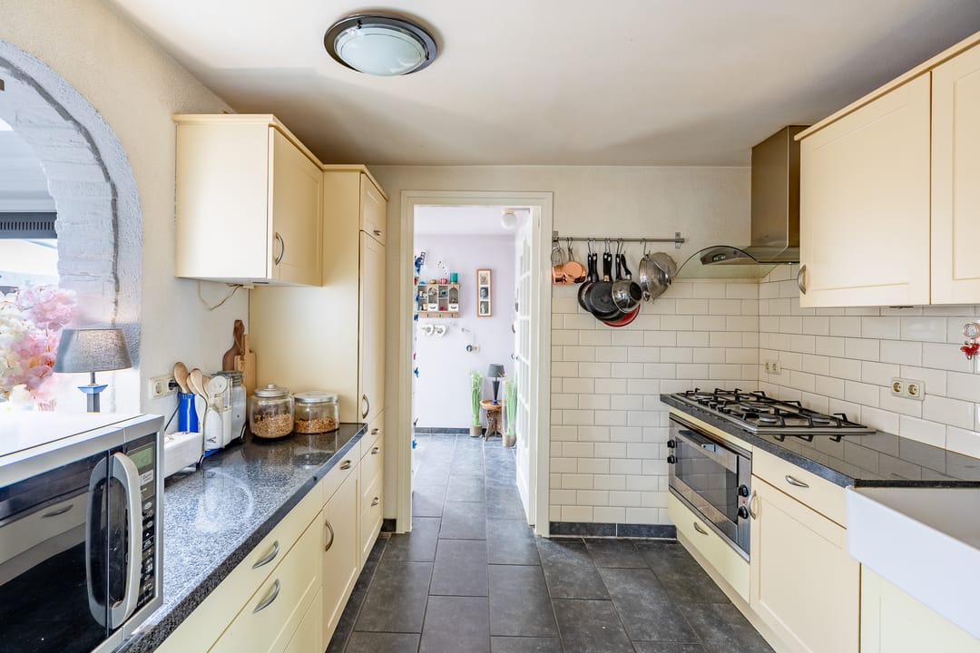 Foto 11 van Witte Vrouwenstraat 2