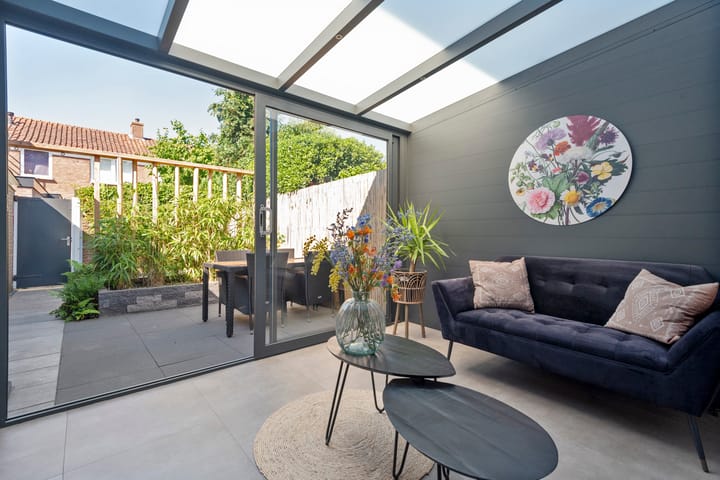 Foto 24 van Bremmersstraat 10