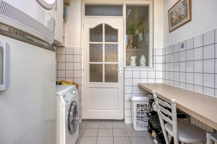 Photo 14 of Abraham Kuyperstraat 15